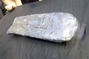 Lingot d'argent de 45kg 'retrouv' dans une pave au large de l'le de Sainte-Marie